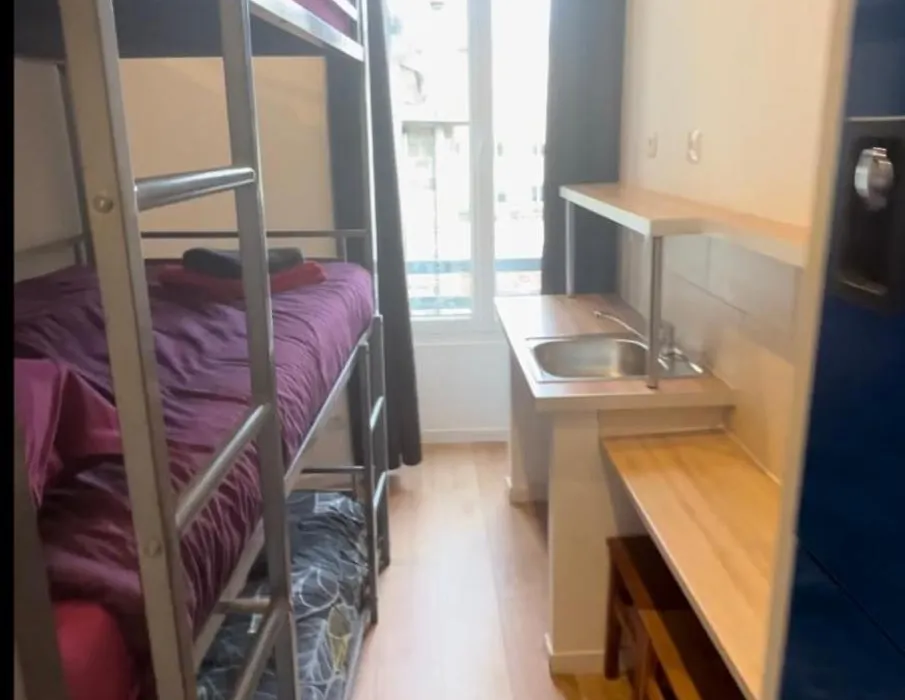 Hostel Lyonnais-1